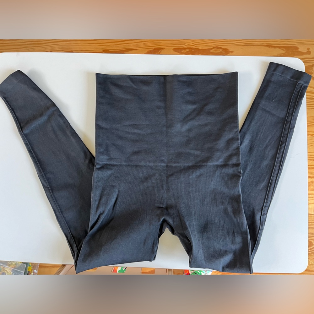 Belly Bandit Mother Tucker leggings